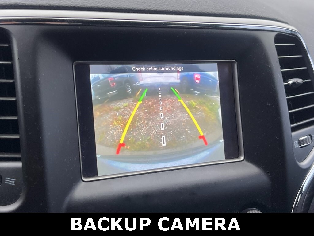 Used 2019 Jeep Grand Cherokee Laredo SUV