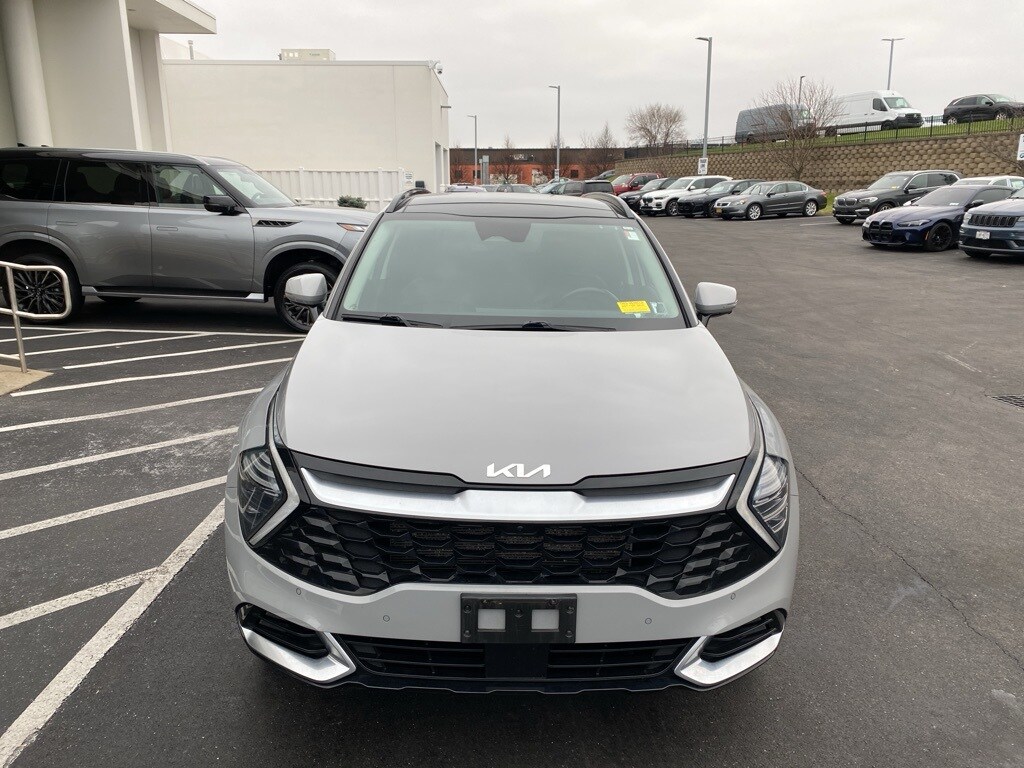 2023 Kia Sportage photo 3