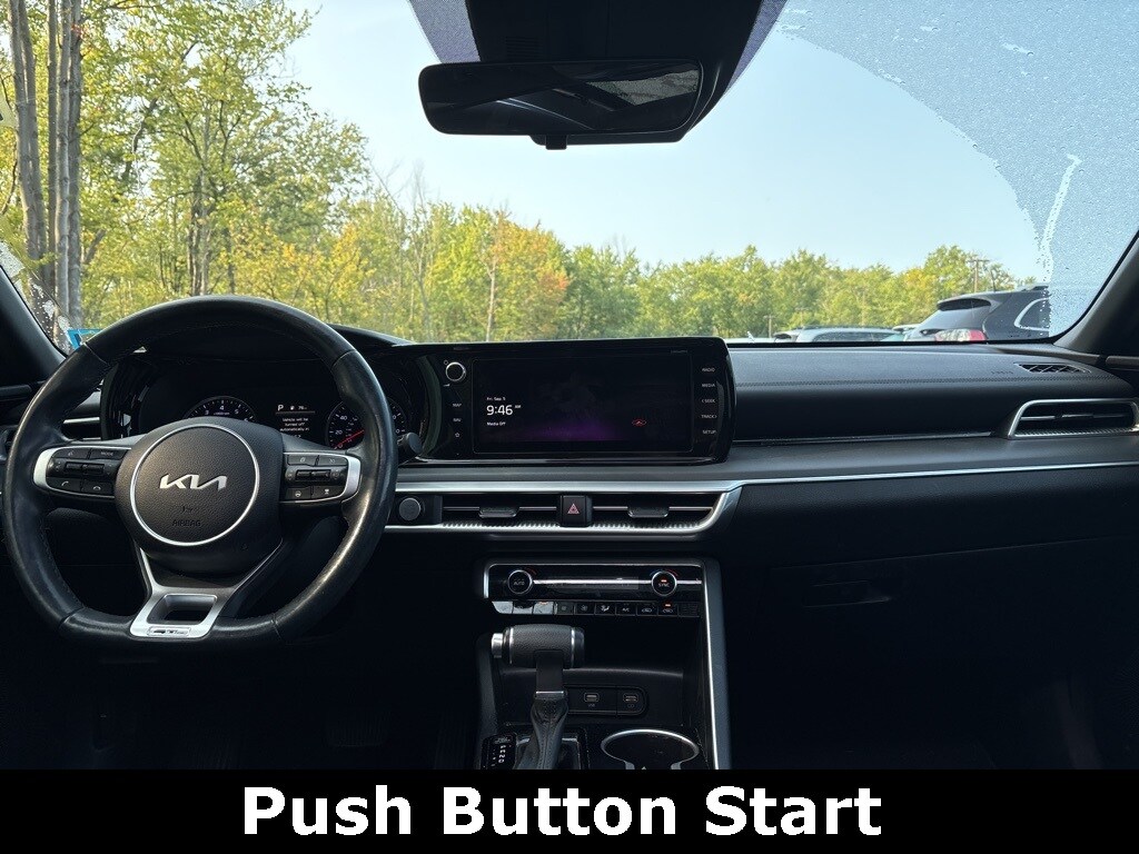 2023 Kia K5 GT-Line photo 2