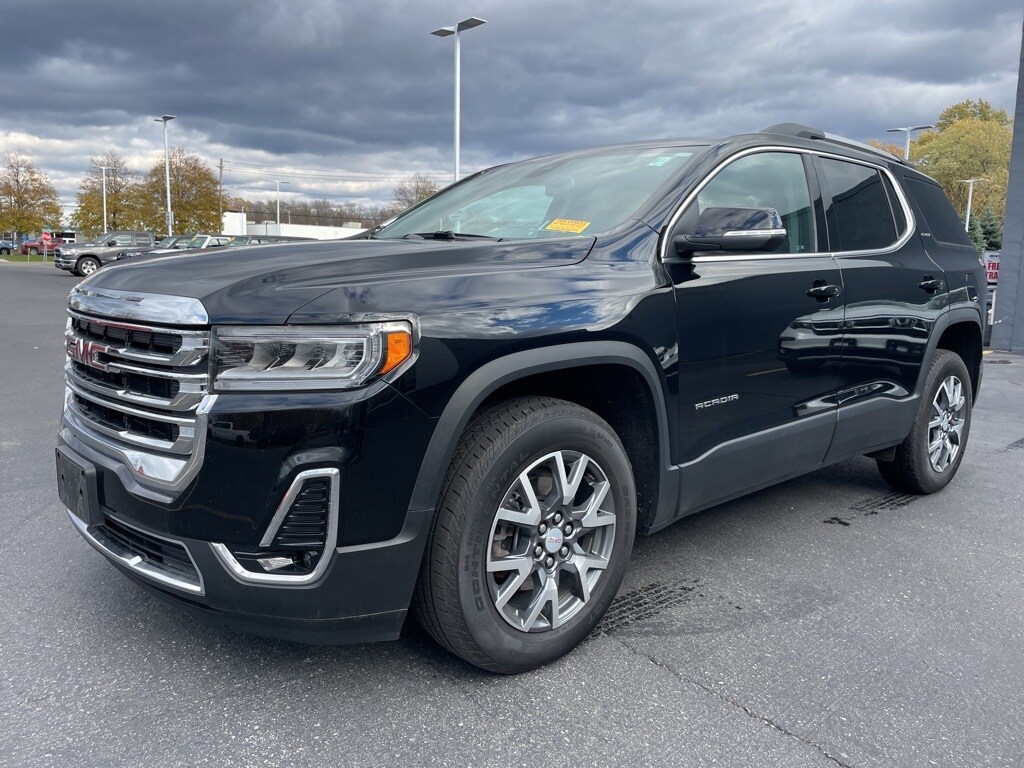Used 2023 GMC Acadia SLT SUV
