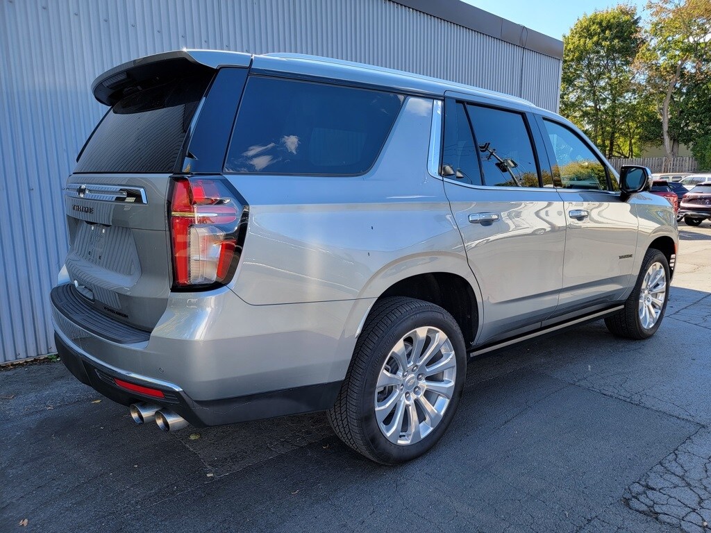 2024 Chevrolet Tahoe Premier photo 2