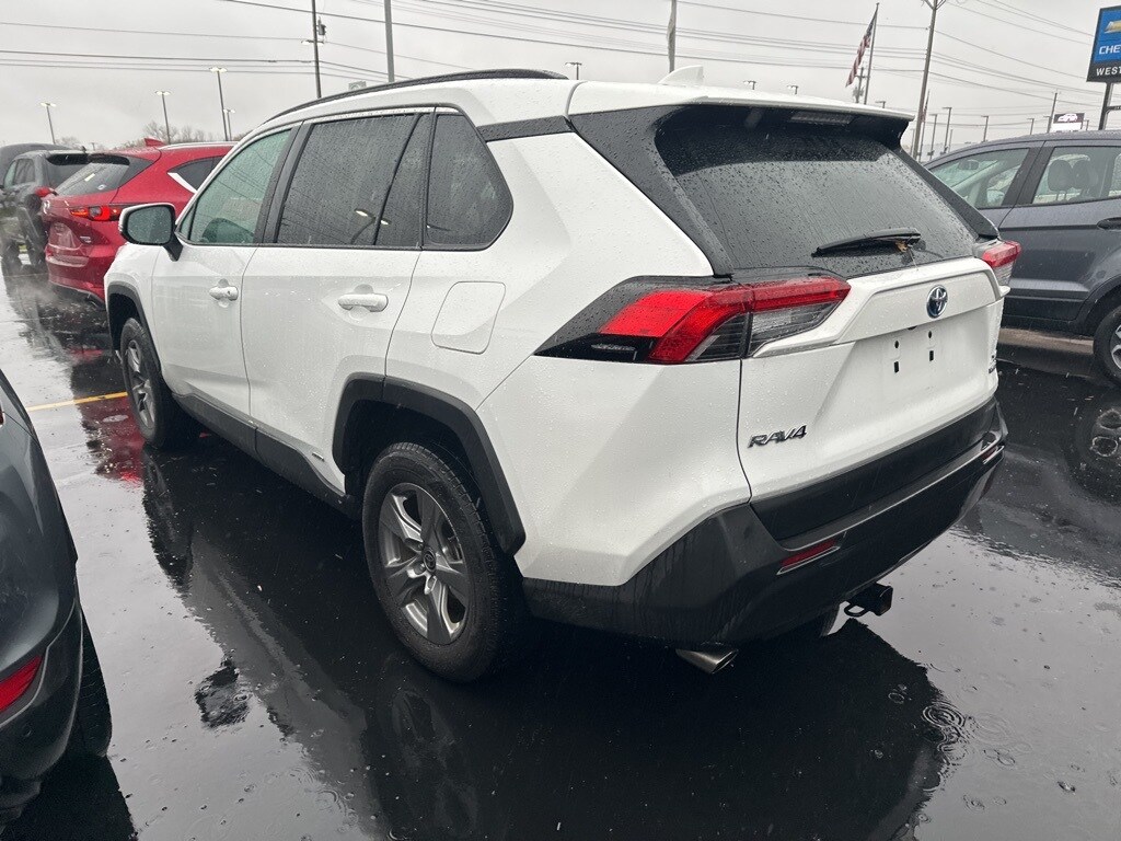 Used 2022 Toyota RAV4 Hybrid XLE SUV