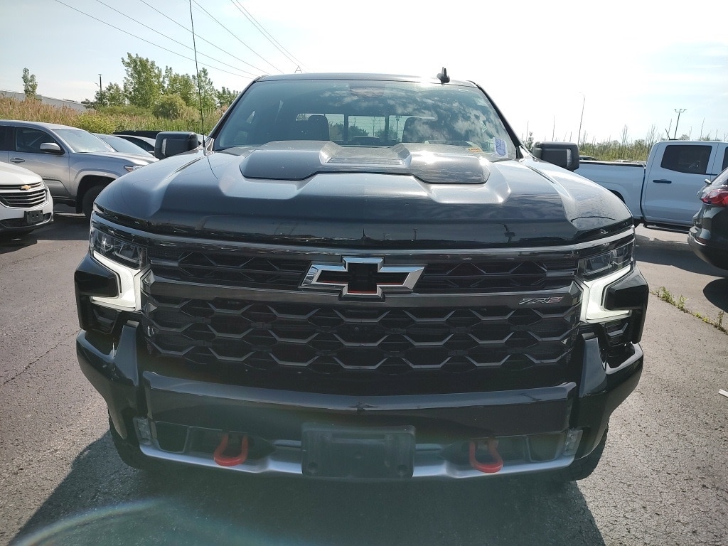 Used 2022 Chevrolet Silverado 1500 ZR2 with VIN 3GCUDHEL3NG643176 for sale in Bowmansville, NY