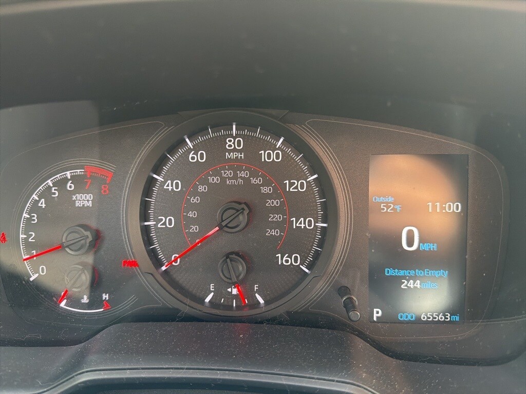 2020 Toyota Corolla SE photo 3