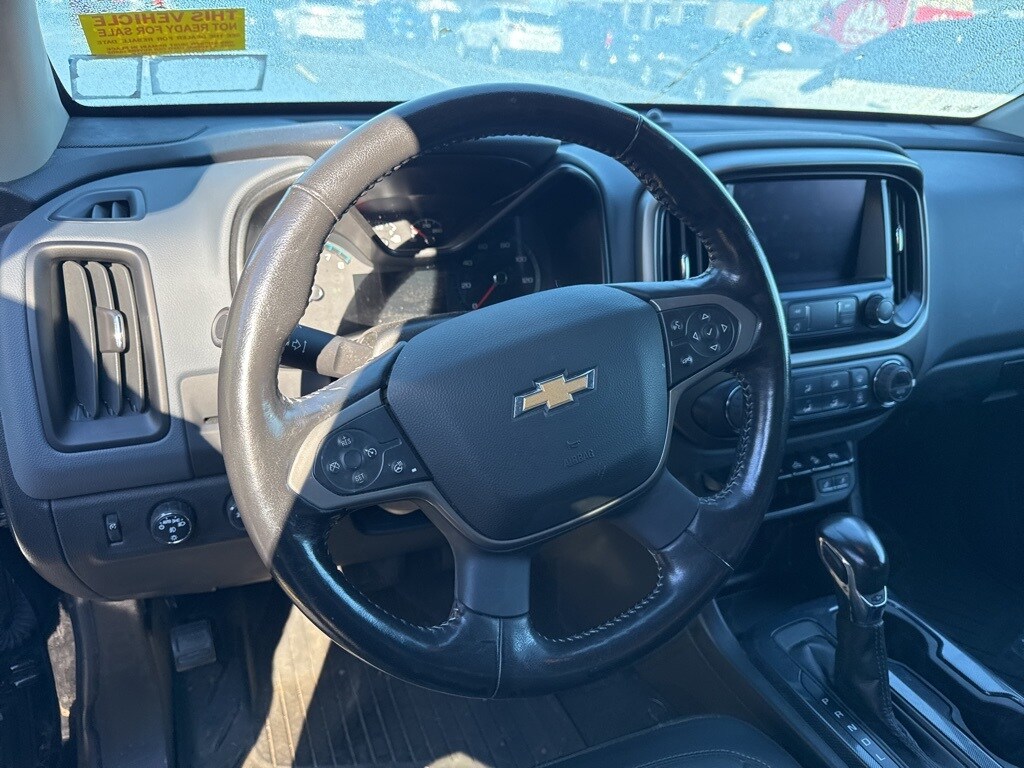 2022 Chevrolet Colorado Z71 photo 2