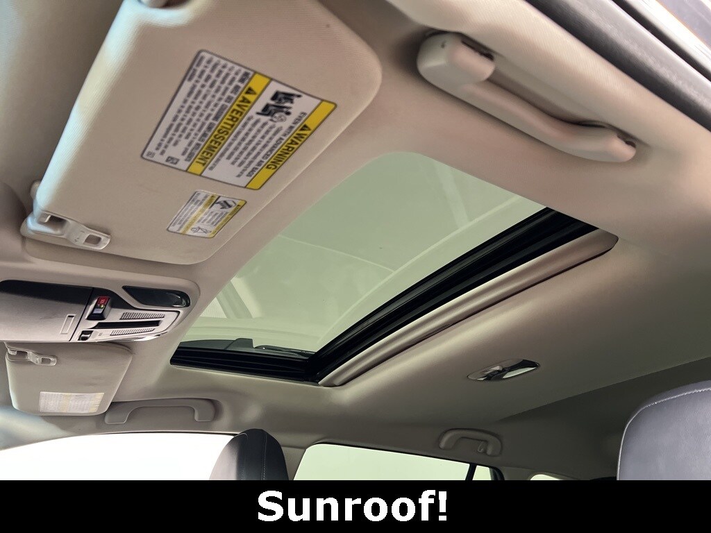 2022 Subaru Outback Limited photo 3