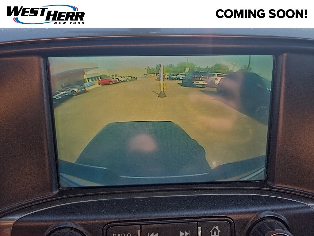 2019 Chevrolet Silverado 1500 LT photo 3