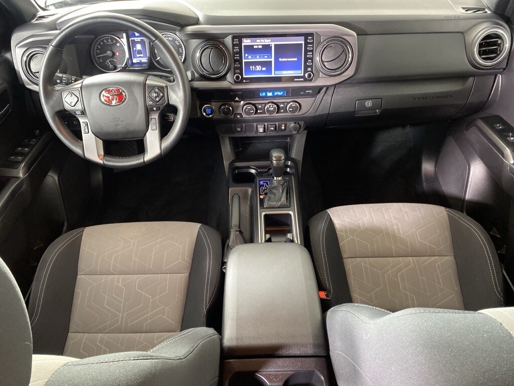 2023 Toyota Tacoma TRD Sport V6 photo 2