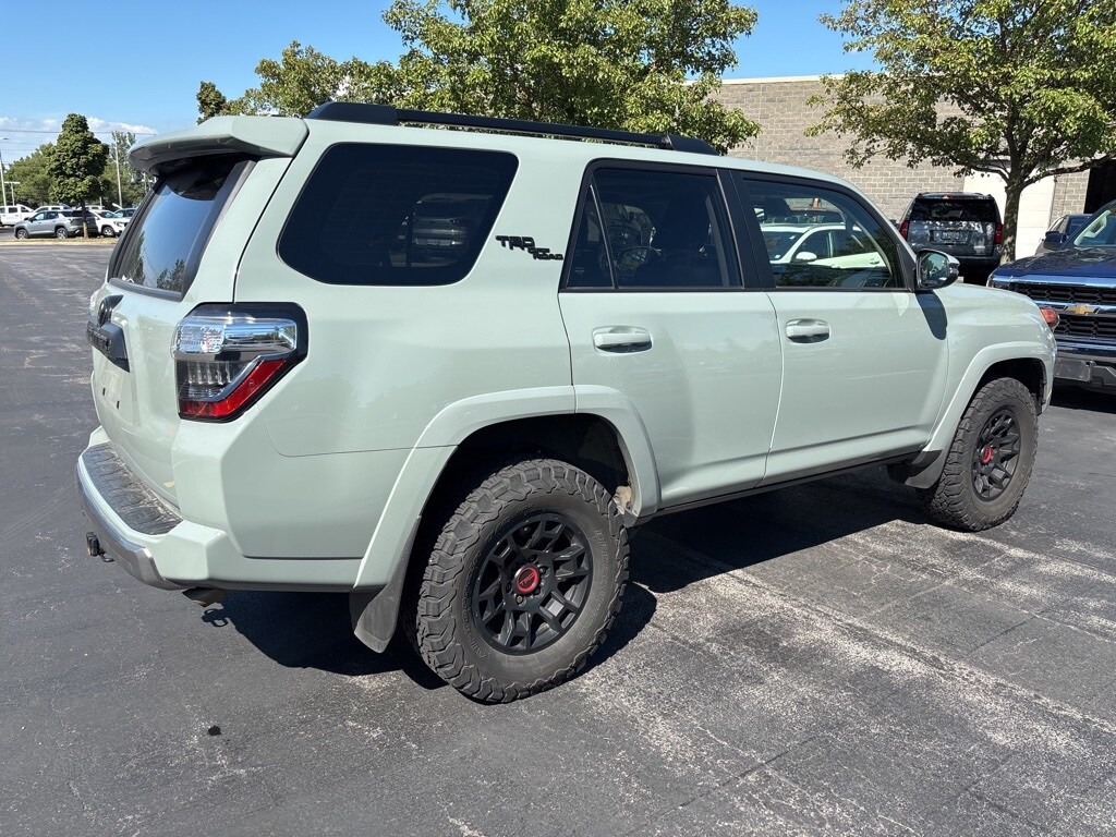 2022 Toyota 4Runner TRD Premium photo 2