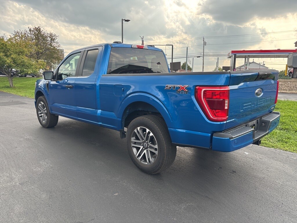 2021 Ford F-150 XL photo 4