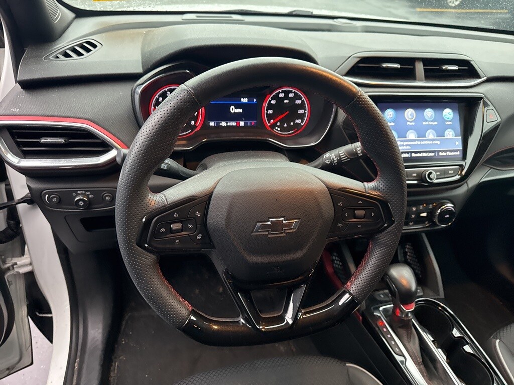 2023 Chevrolet Trailblazer RS photo 2