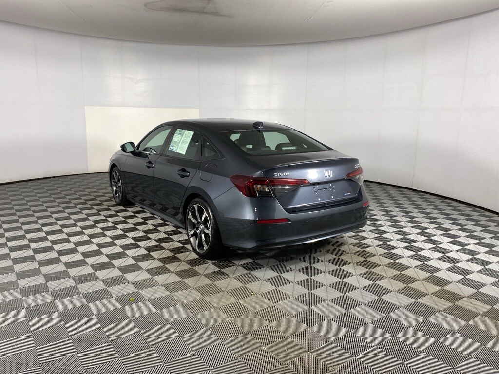 2025 Honda Civic Hybrid Sport Touring photo 3