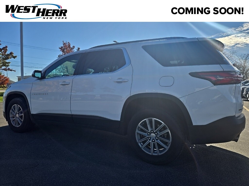 2023 Chevrolet Traverse Cloth 1LT photo 3