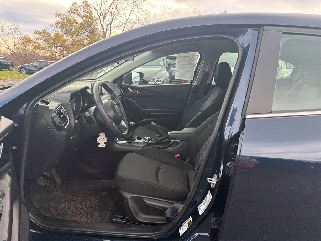 Used 2016 Mazda Mazda3 i Sport Hatchback
