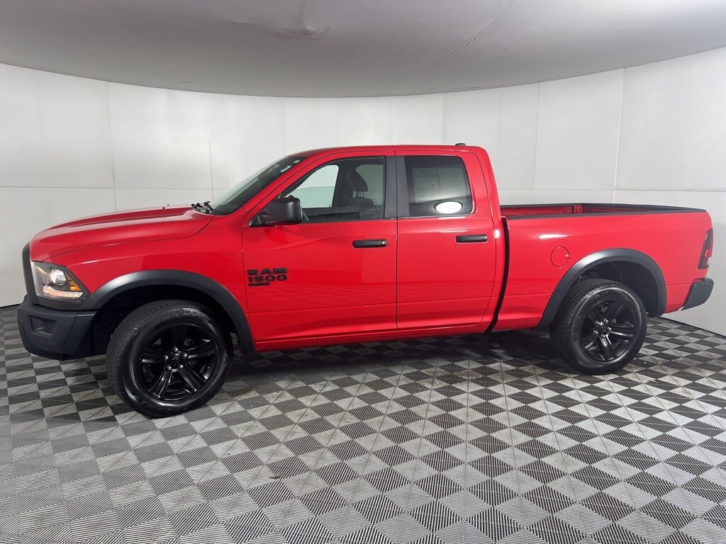 2022 Ram 1500 Classic Warlock photo 3