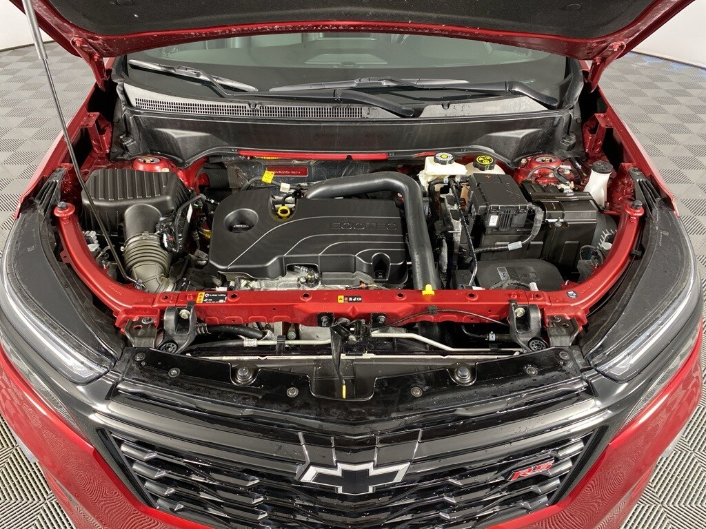 2024 Chevrolet Equinox RS photo 2
