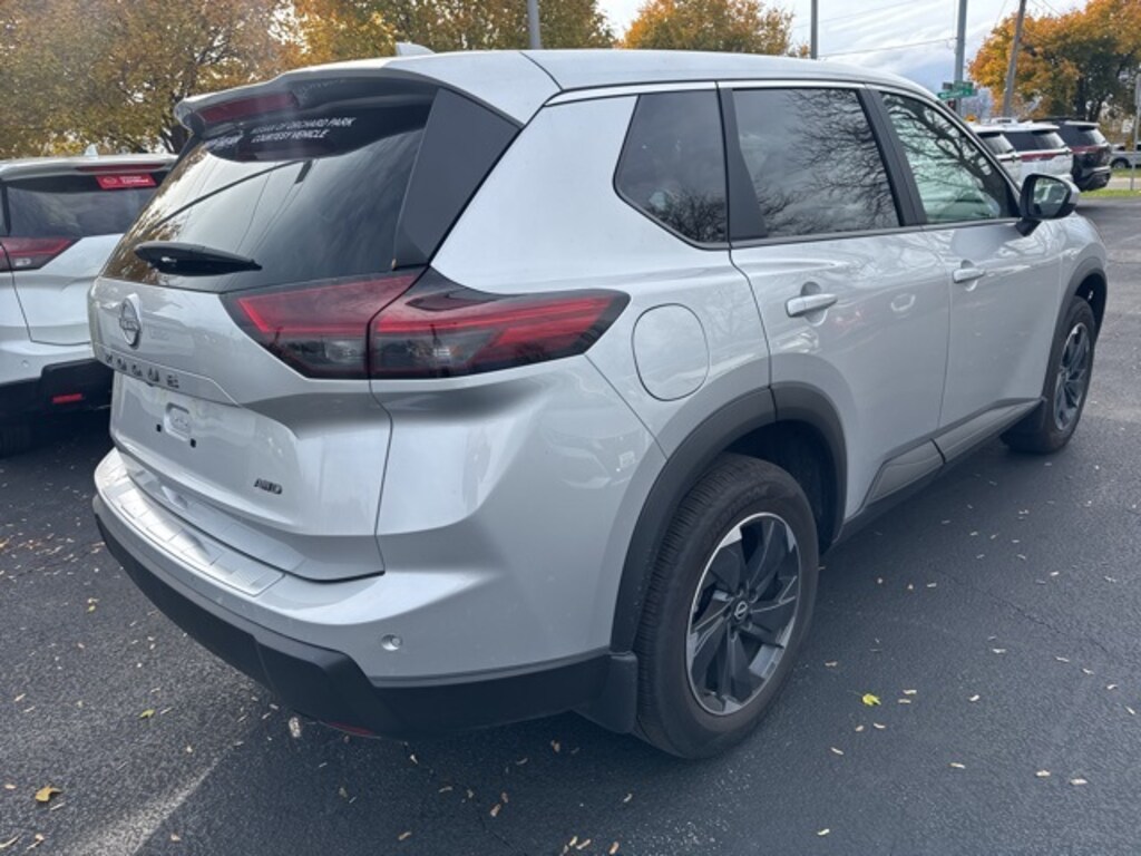 Used 2025 Nissan Rogue SV SUV