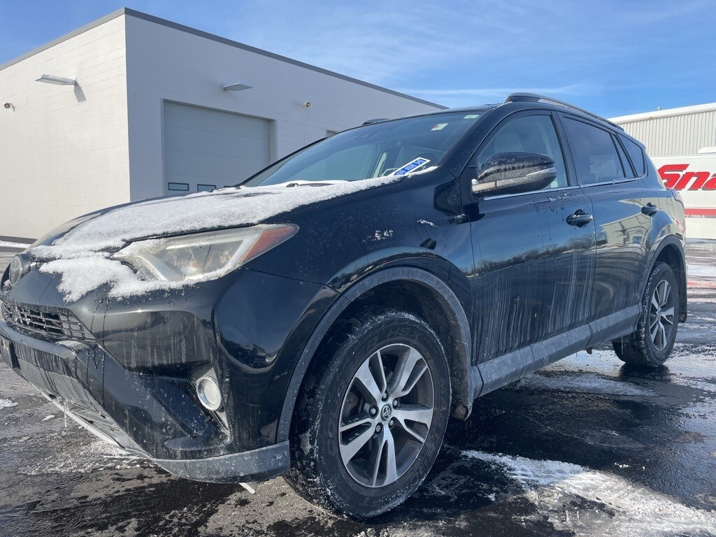 Used 2018 Toyota RAV4 XLE SUV