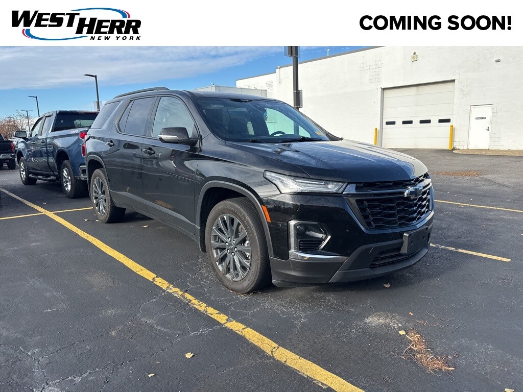 Used 2023 Chevrolet Traverse RS SUV