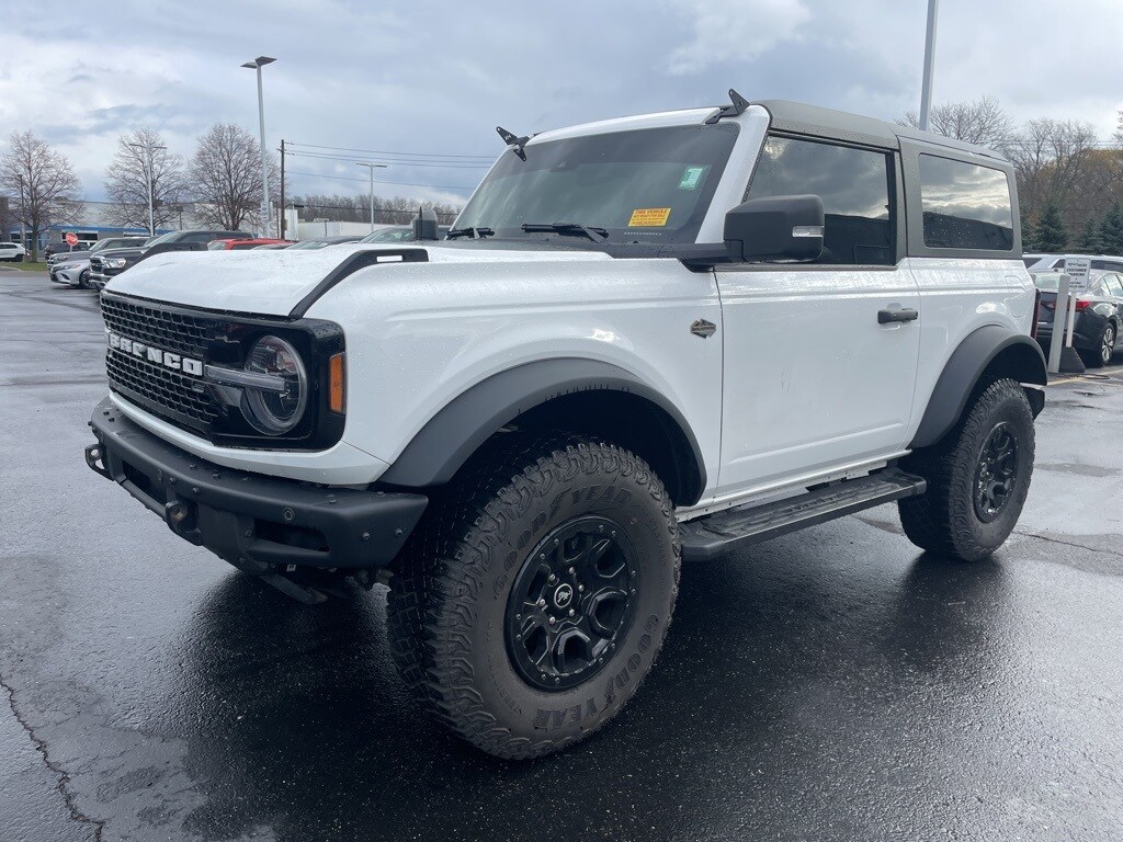2024 Ford Bronco Wildtrak photo 2