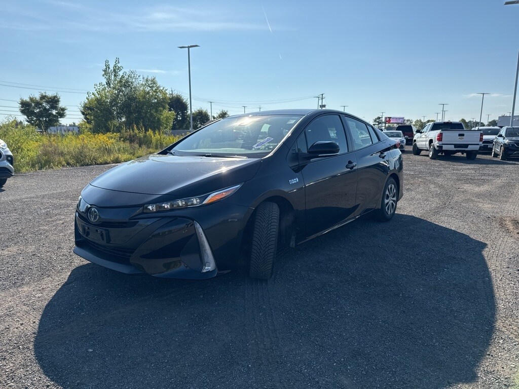 2022 Toyota Prius Prime XLE photo 4