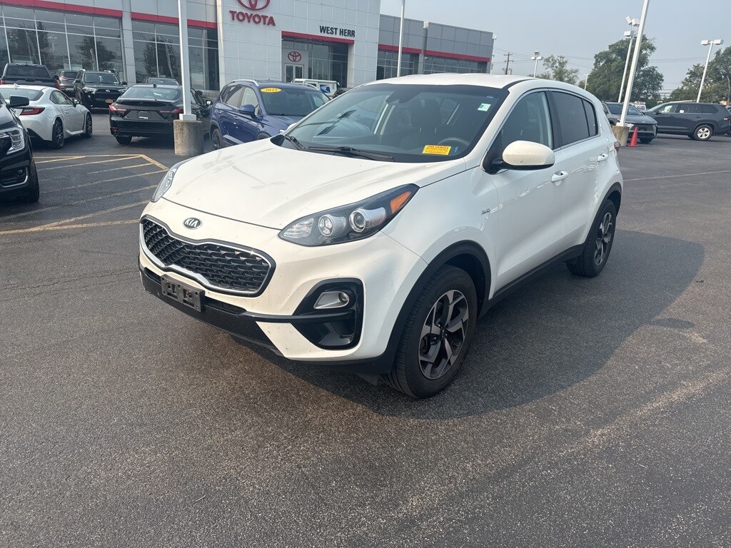 2020 Kia Sportage LX photo 2