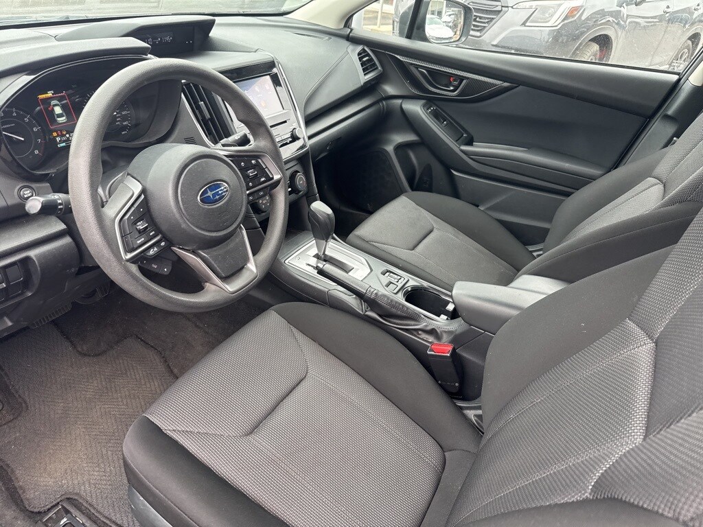 2023 Subaru Impreza Premium photo 2