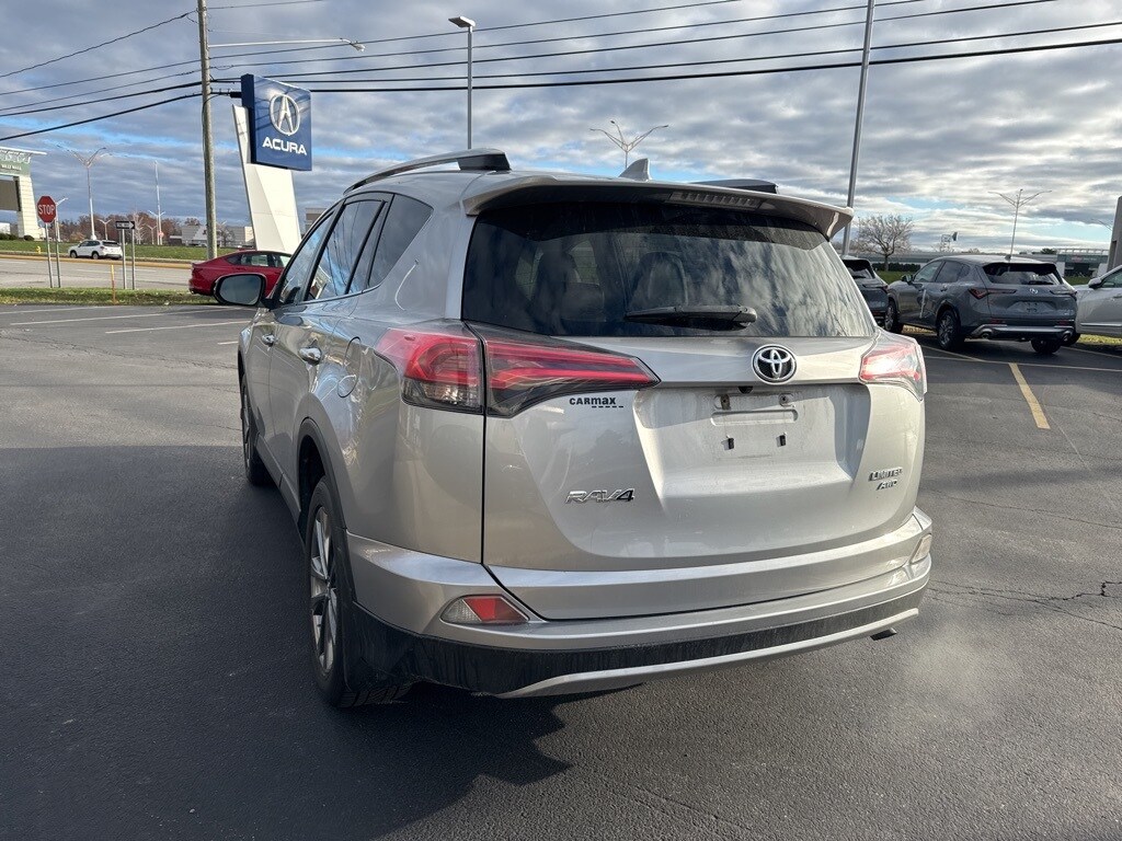 2018 Toyota RAV4 Limited photo 3