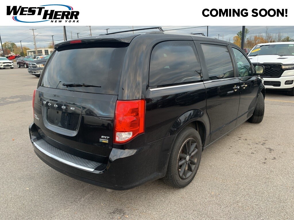 Used 2019 Dodge Grand Caravan SXT Van Passenger Van