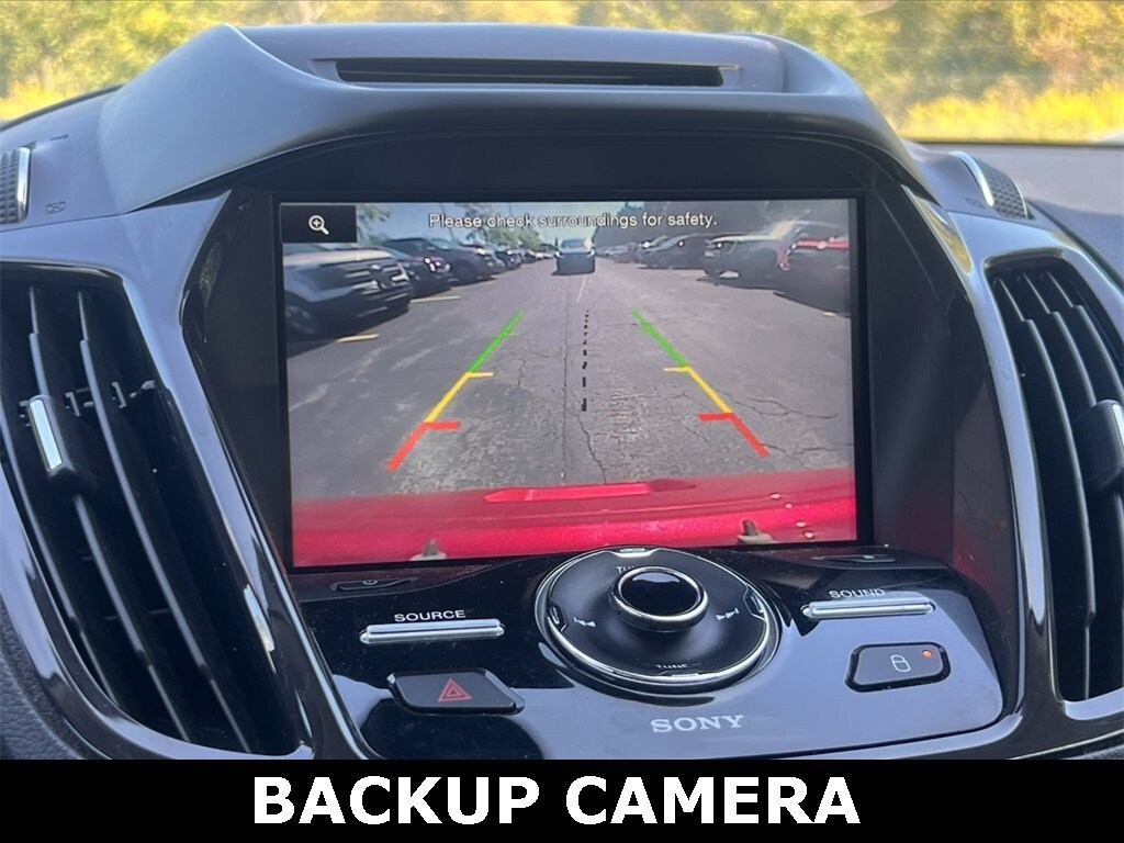 2015 Ford Escape Titanium photo 3