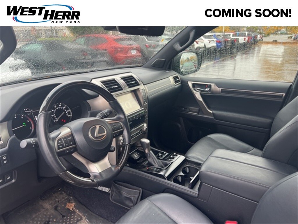 2020 Lexus GX 460 Luxury photo 2