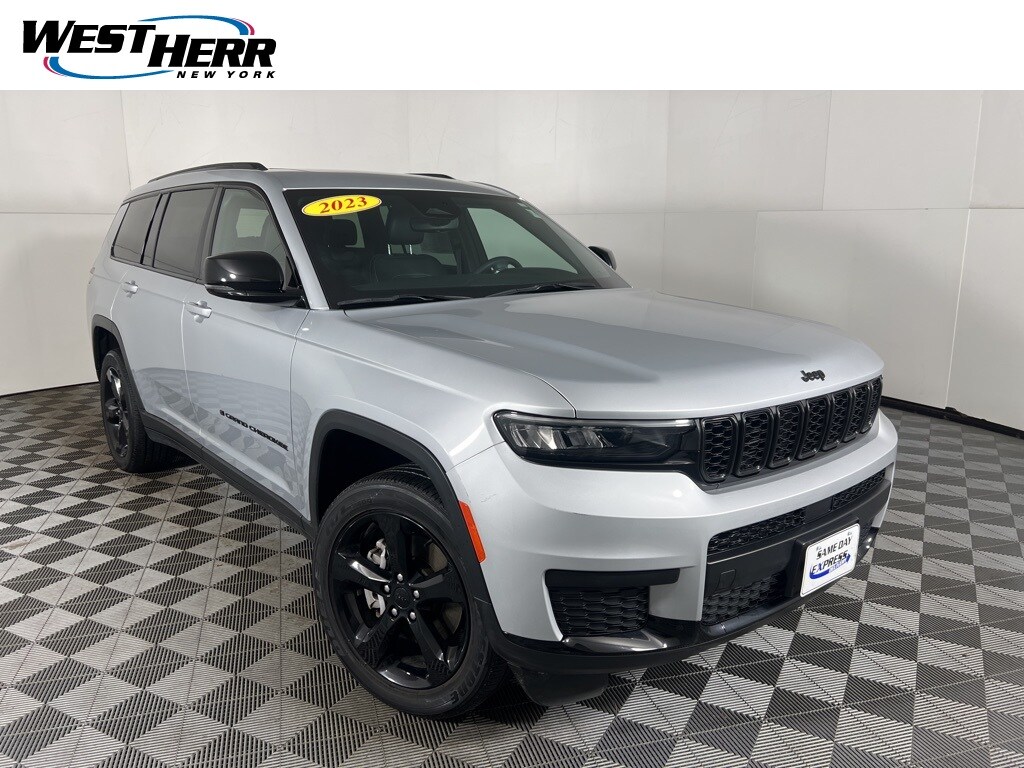 Used 2023 Jeep Grand Cherokee L Laredo SUV