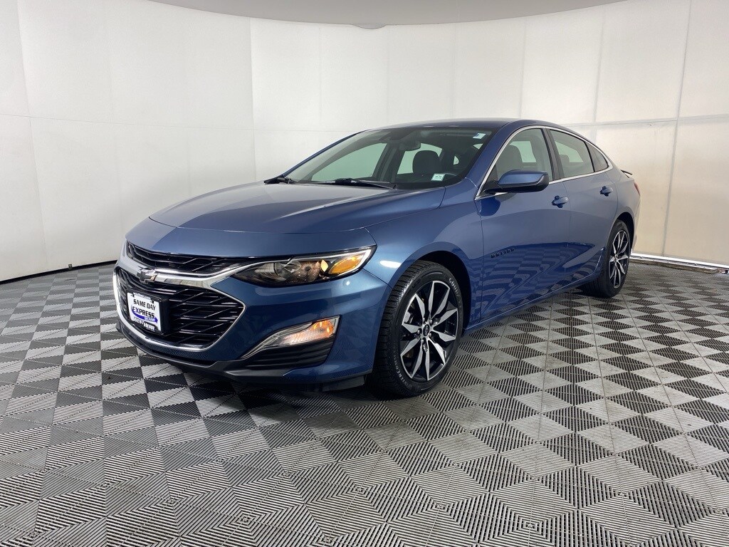 Used 2024 Chevrolet Malibu RS Sedan