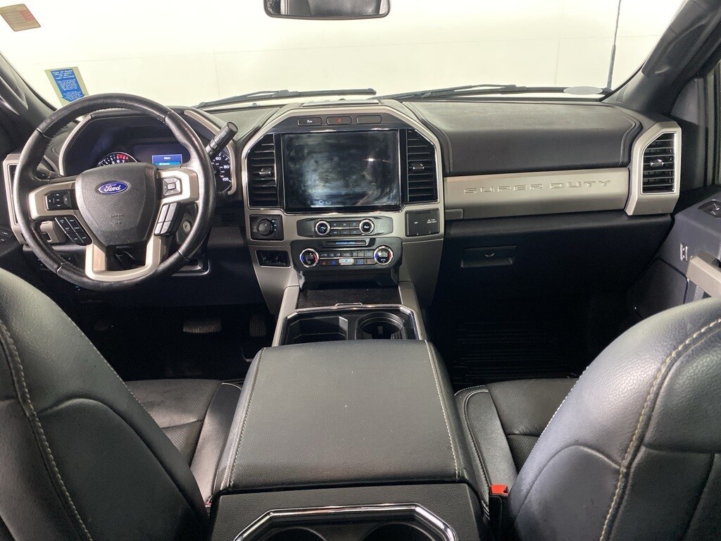 2022 Ford F-250 Lariat photo 2