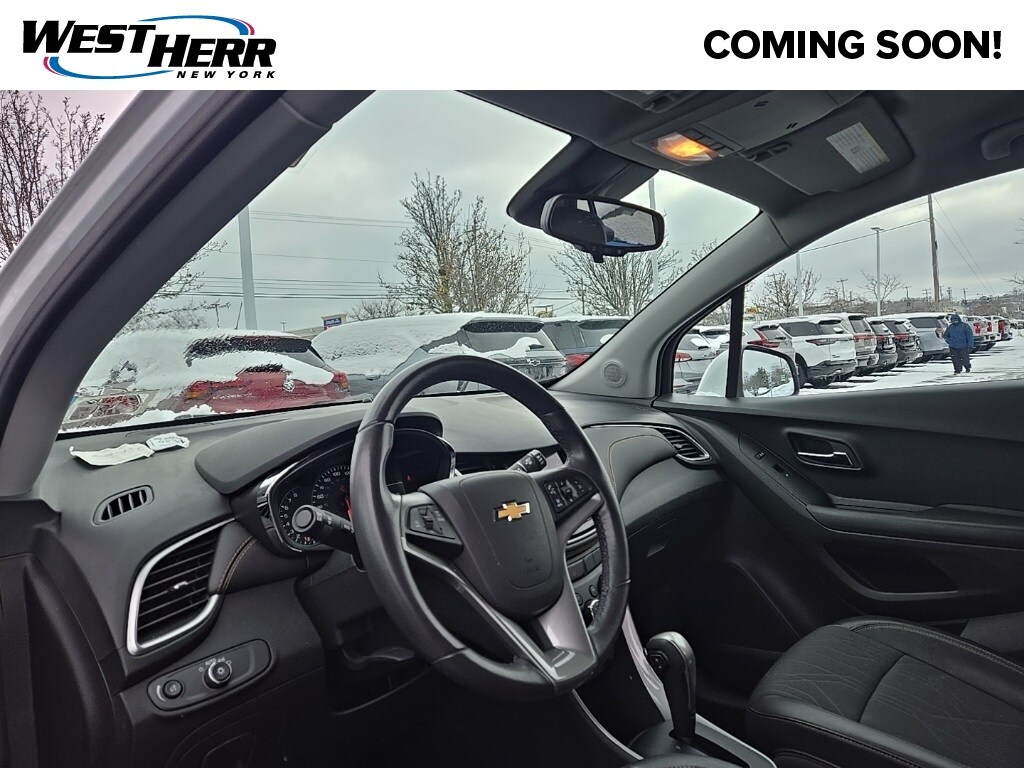 Used 2022 Chevrolet Trax LT SUV