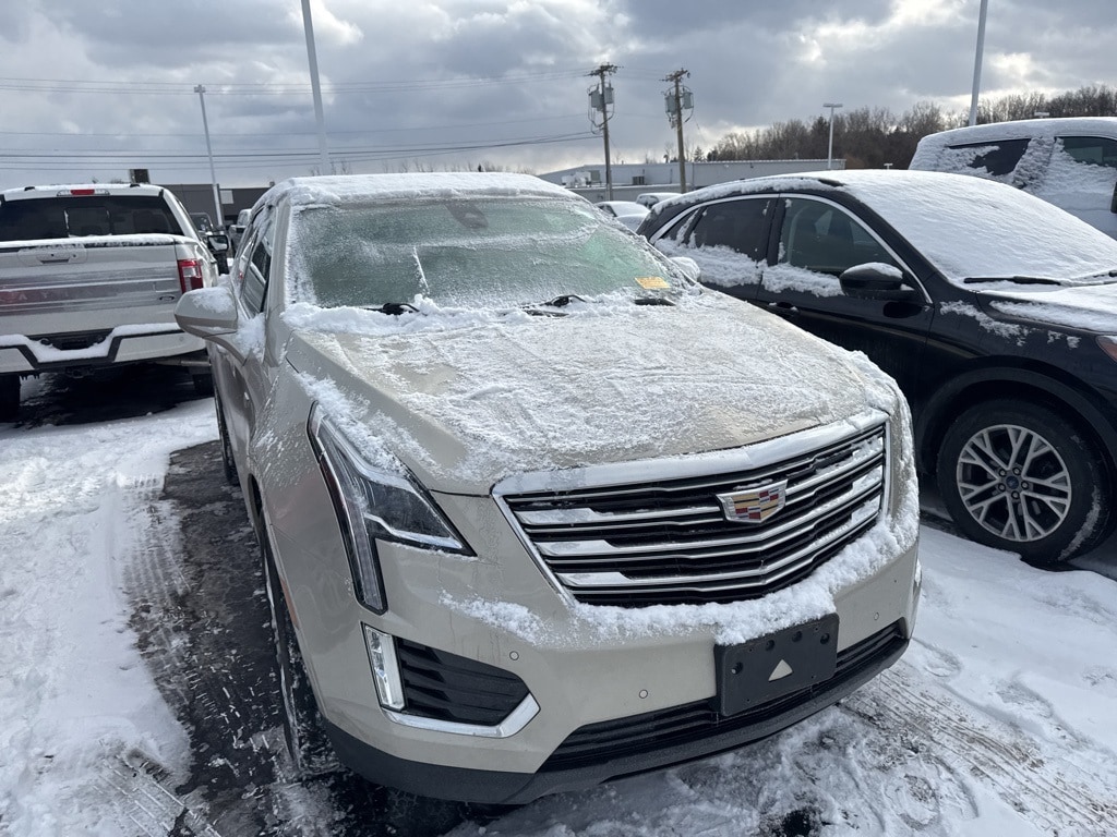 Used 2017 Cadillac XT5 Premium Luxury with VIN 1GYKNERS7HZ171535 for sale in Getzville, NY