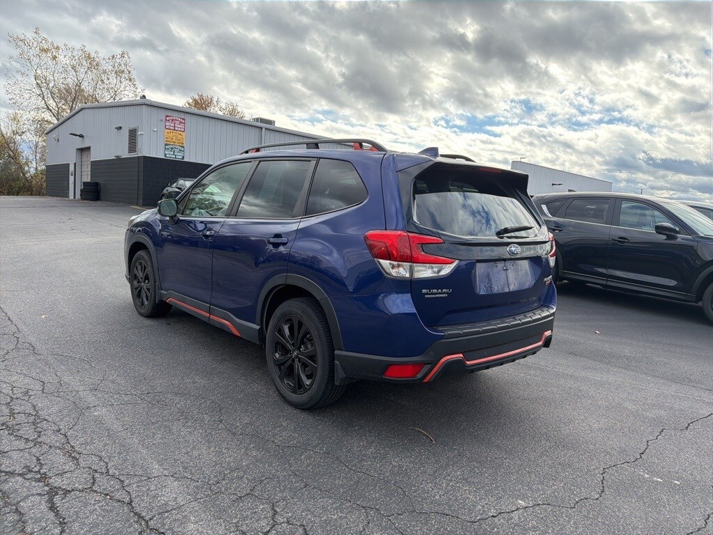 2023 Subaru Forester Sport photo 3