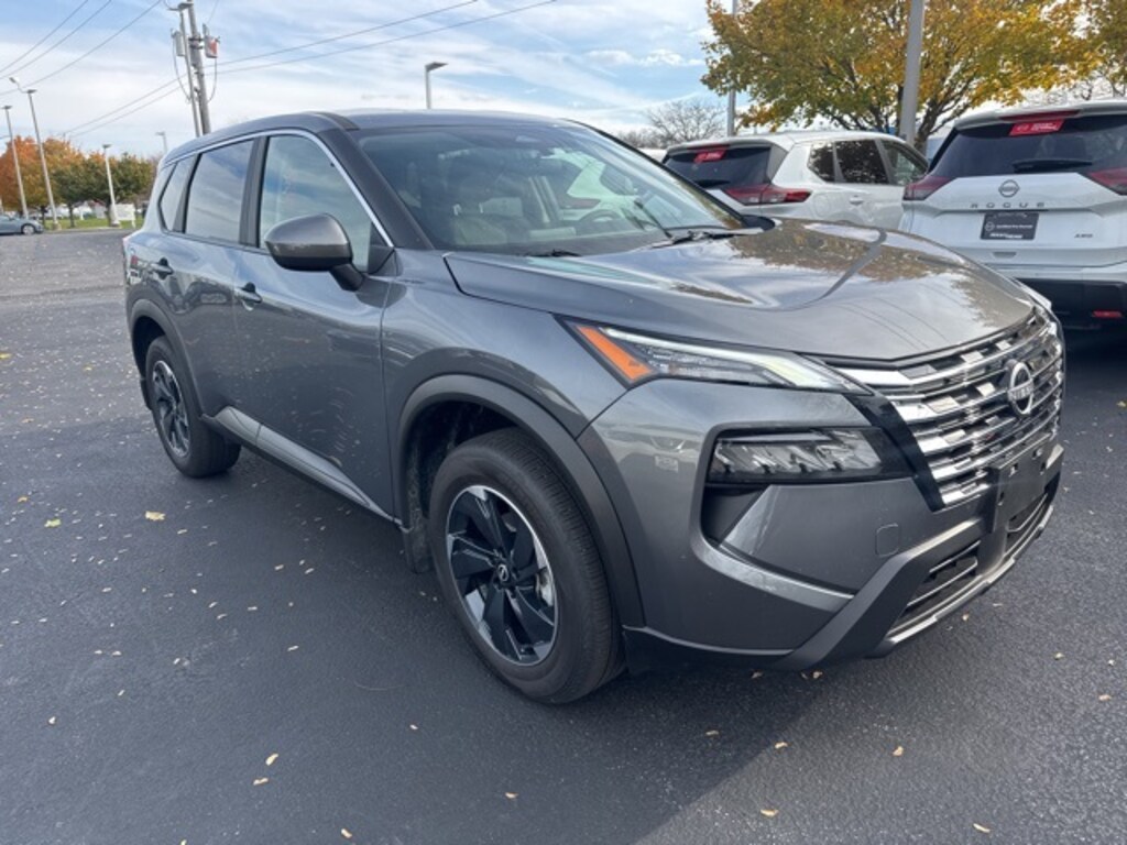 Used 2025 Nissan Rogue SV SUV