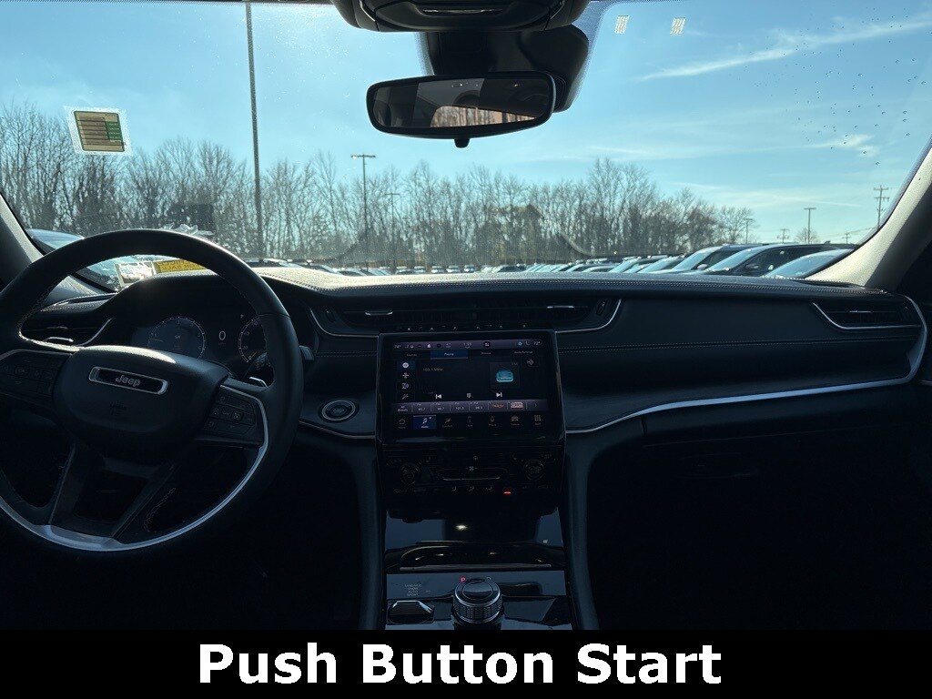 Used 2023 Jeep Grand Cherokee Limited SUV