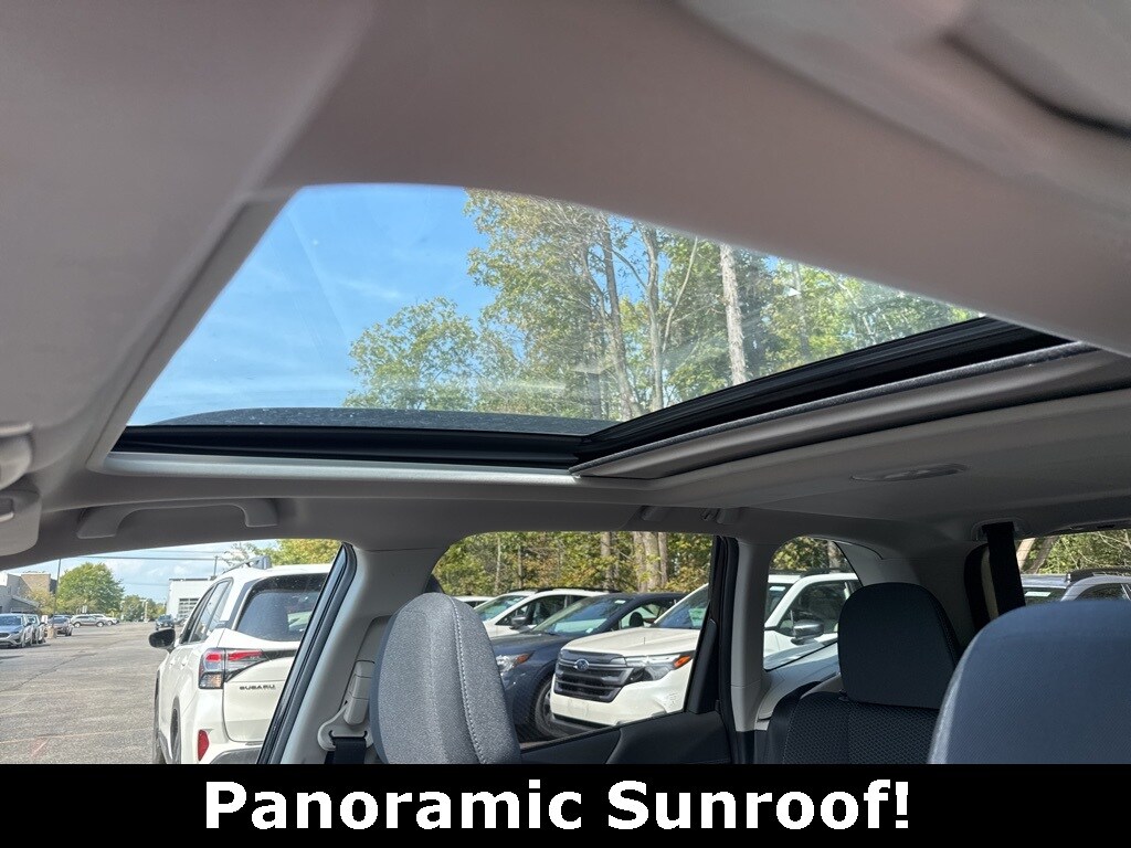 2024 Subaru Forester Premium Base photo 3