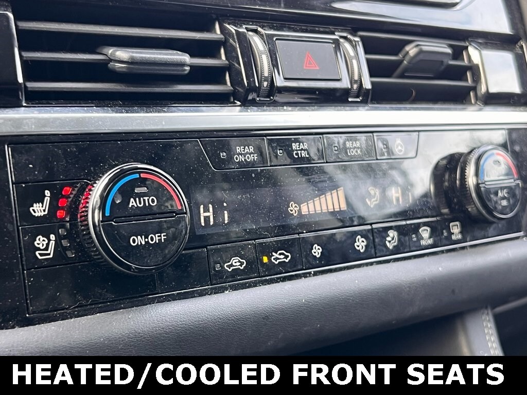 Used 2024 Nissan Pathfinder Platinum SUV