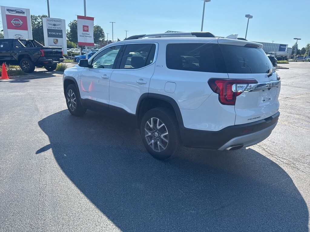 2023 Gmc Acadia SLE photo 3