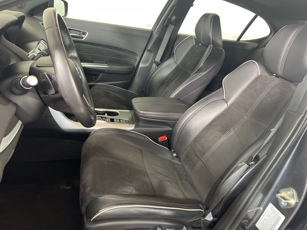 2019 Acura TLX 3.5L Technology A-Spec photo 3