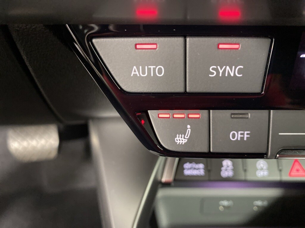 2023 Audi A3 40 Premium Plus Quattro photo 2