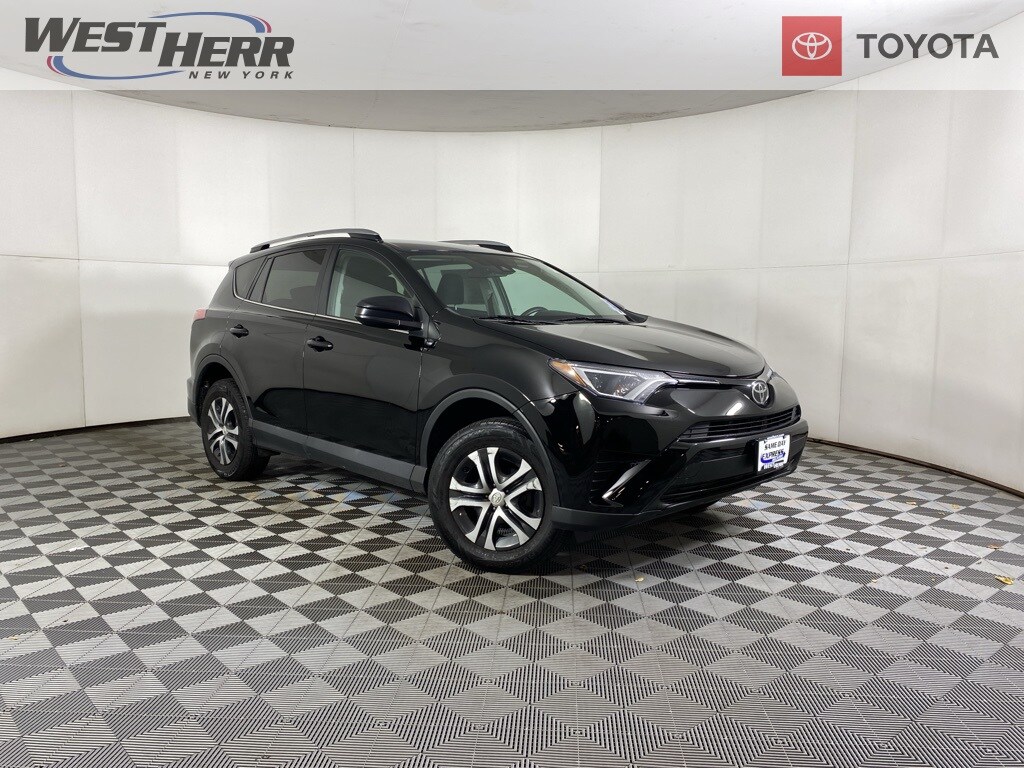 Used 2018 Toyota RAV4 LE SUV