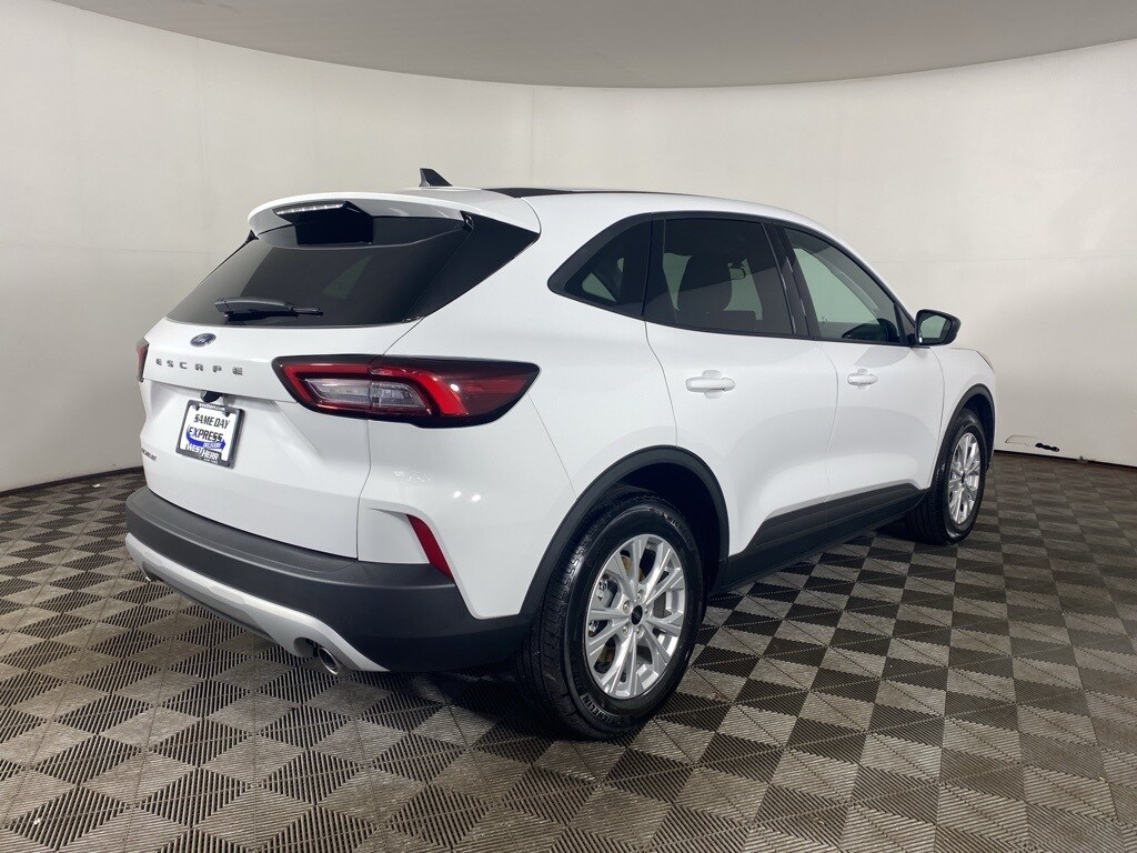 2025 Ford Escape Active photo 3