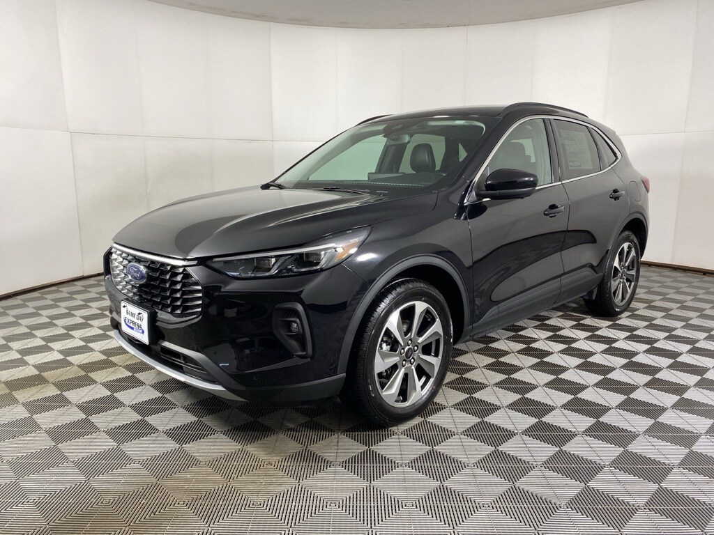 2024 Ford Escape Platinum photo 4