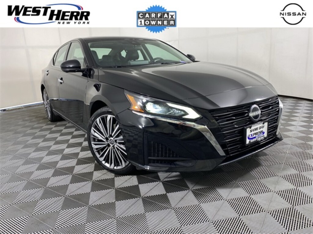 Used 2023 Nissan Altima 2.5 SL Sedan