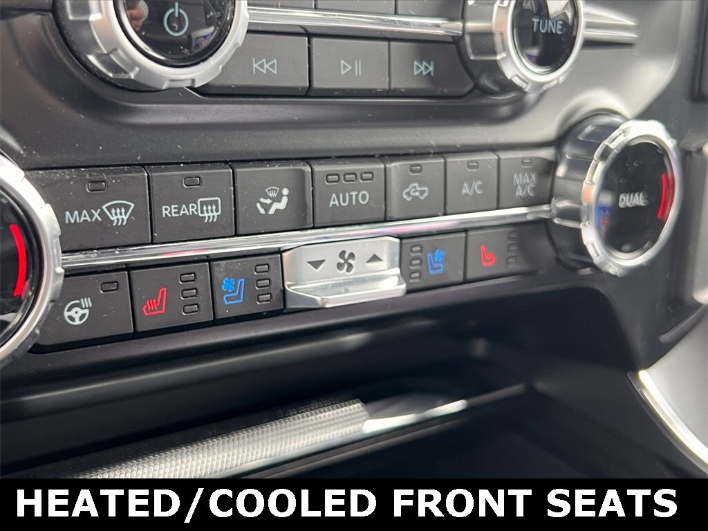 2024 Ford F-150 Lariat photo 3