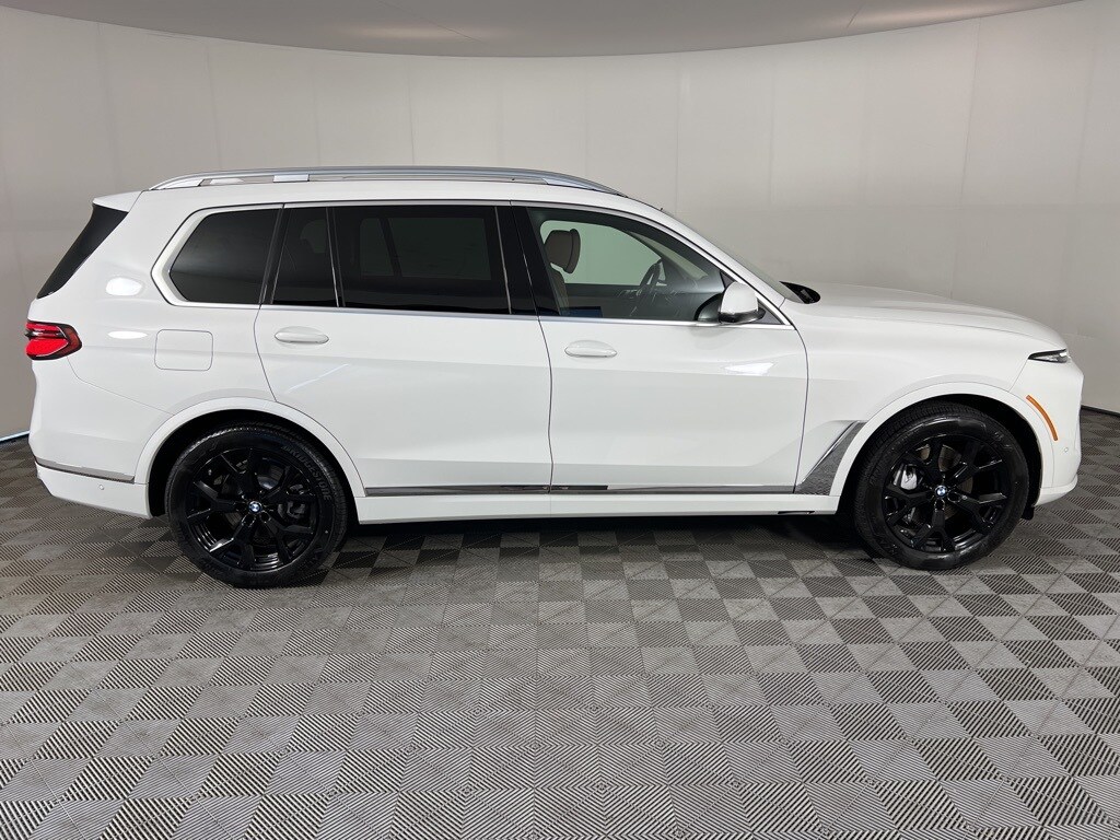 2025 Bmw X7 xDrive40i photo 3